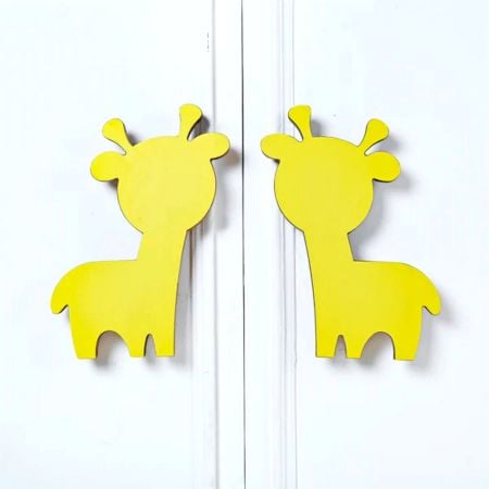 Handcrafted Acacia Wood Giraffe Handle Set